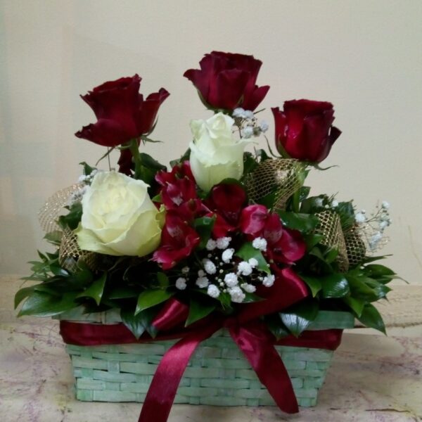 cvetni aranzman, cvecara beograd, dostava cveca, isporuka cveca, poklon