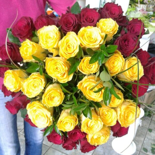 cvetni aranzman, cvecara beograd, dostava cveca, isporuka cveca, poklon