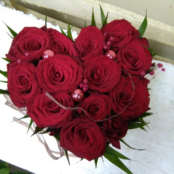 cvetni aranzman, cvecara beograd, dostava cveca, isporuka cveca, poklon