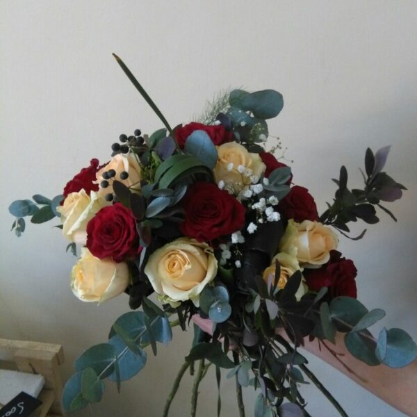 cvetni aranzman, cvecara beograd, dostava cveca, isporuka cveca, poklon