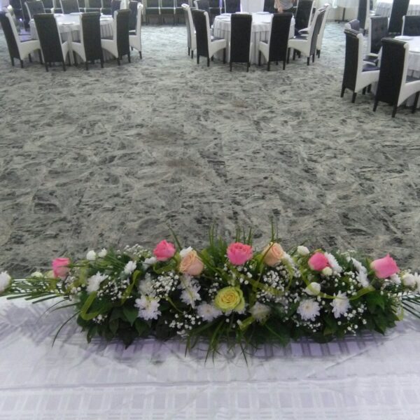 cvetni aranzman, cvecara beograd, dostava cveca, isporuka cveca, poklon