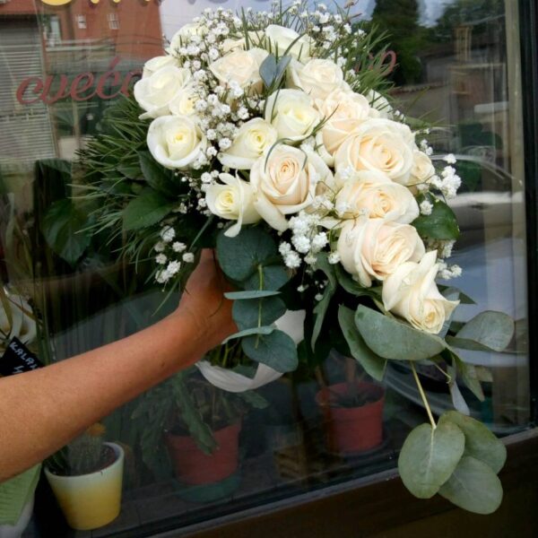 cvetni aranzman, cvecara beograd, dostava cveca, isporuka cveca, poklon