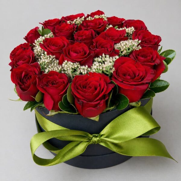 cvetna kutija sa crvenim ružama dostava Beograd
