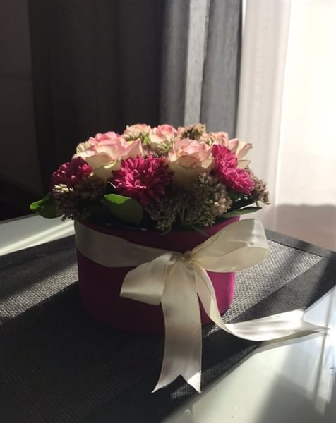 cvetni aranzman, cvecara beograd, dostava cveca, isporuka cveca, poklon