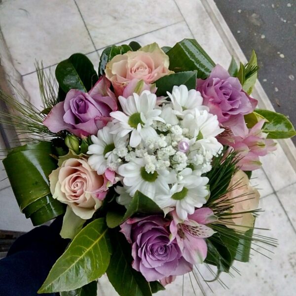 cvetni aranzman, cvecara beograd, dostava cveca, isporuka cveca, poklon