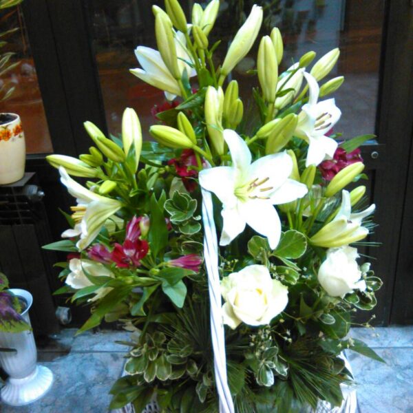 cvetni aranzman, cvecara beograd, dostava cveca, isporuka cveca, poklon