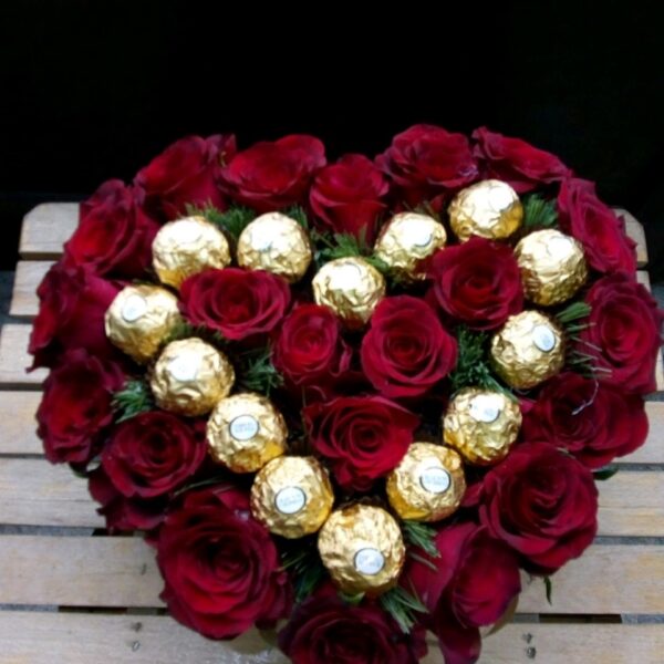 cvetni aranzman, cvecara beograd, dostava cveca, isporuka cveca, poklon, Dan zaljubljenih