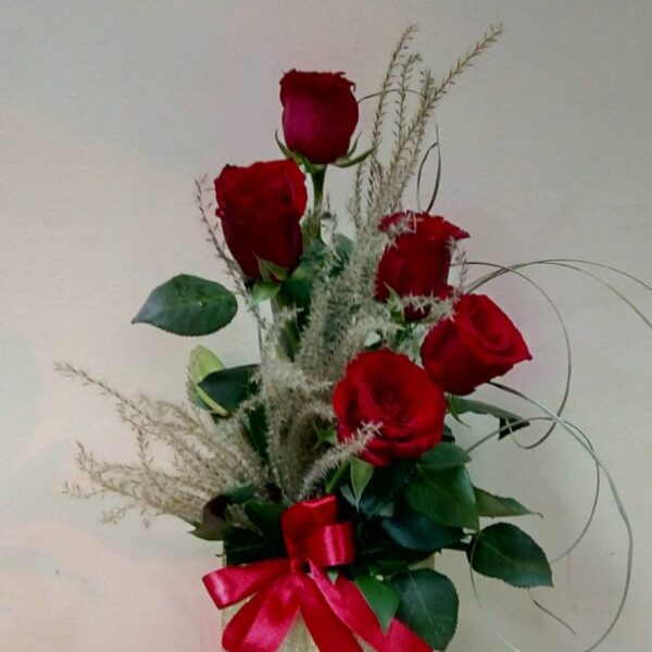 cvetni aranzman, cvecara beograd, dostava cveca, isporuka cveca, poklon