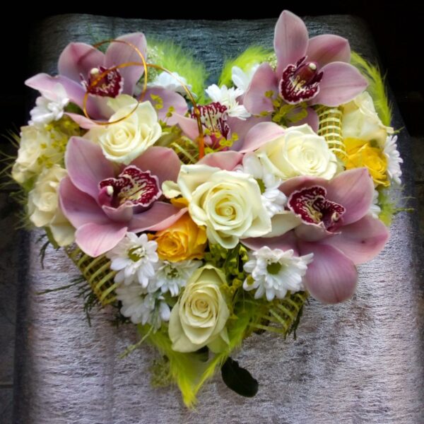 cvetni aranzman, cvecara beograd, dostava cveca, isporuka cveca, poklon