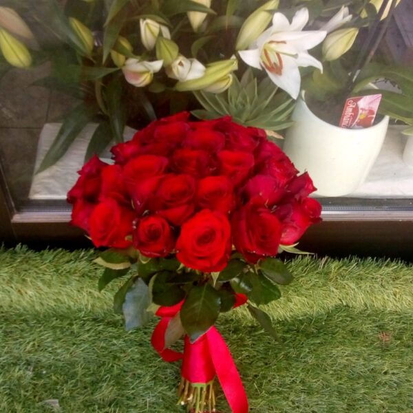 cvetni aranzman, cvecara beograd, dostava cveca, isporuka cveca, poklon