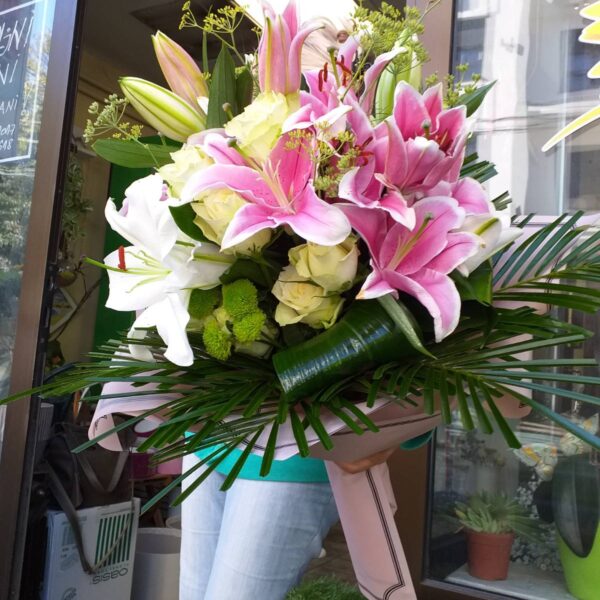 cvetni aranzman, cvecara beograd, dostava cveca, isporuka cveca, poklon