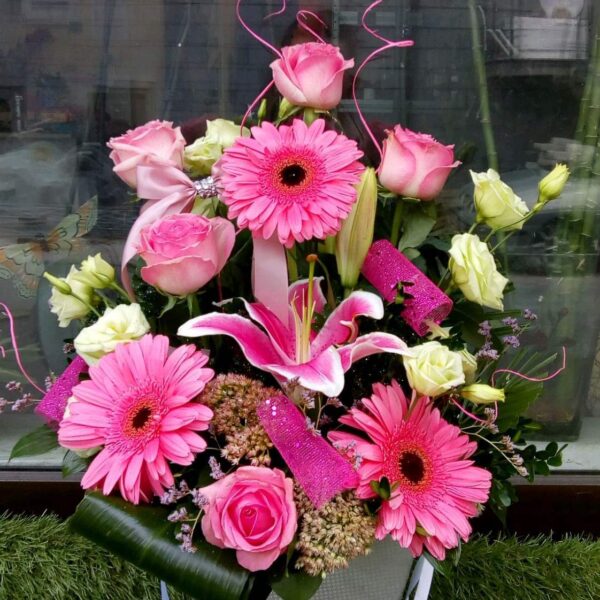 cvetni aranzman, cvecara beograd, dostava cveca, isporuka cveca, poklon