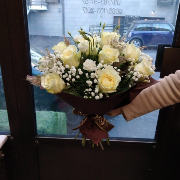 cvetni aranzman, cvecara beograd, dostava cveca, isporuka cveca, poklon