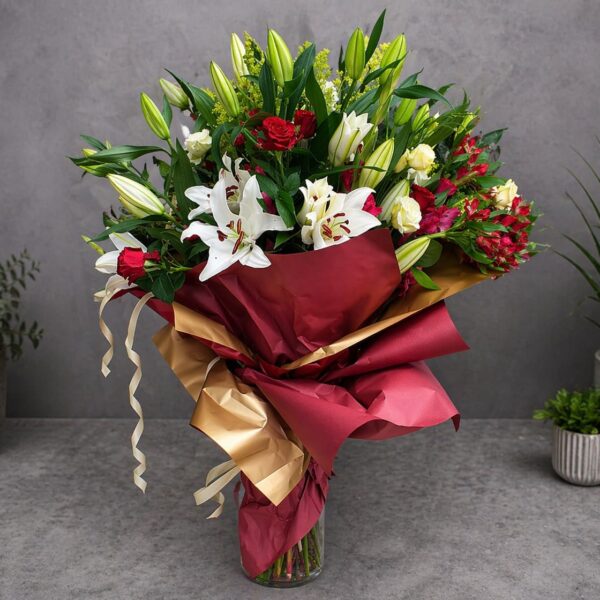 xxl buket, elegantan buket, veliki buket cveća, luksuzni buket, ruže ljiljani, dostava cveća Beograd, poklon cveće