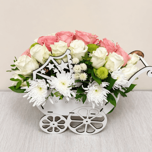Cvetni aranžman za bebu u kolicima – dostava Beograd