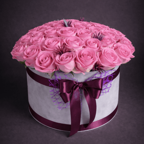 55 roze ruža u kutiji Beograd