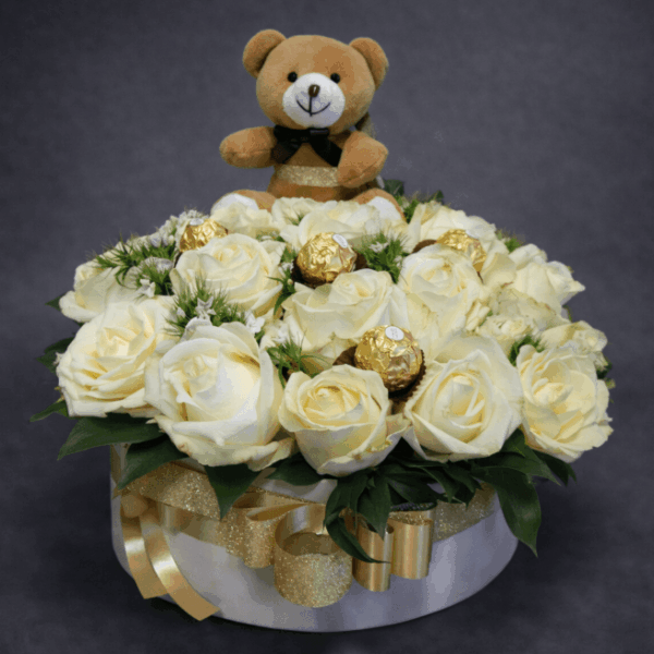 cvetni boks bele ruže ferrero Beograd