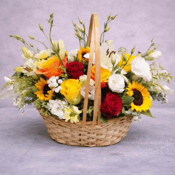 cvetna korpa sa suncokretima i ruzama dostava Beograd