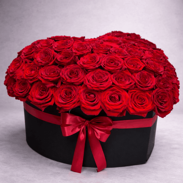 101 crvena ruža u luksuznoj kutiji u obliku srca